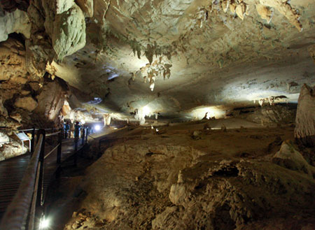 3D2N Miri City + Mulu Caves